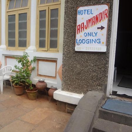 Hotel Rajmandir Púna Kültér fotó