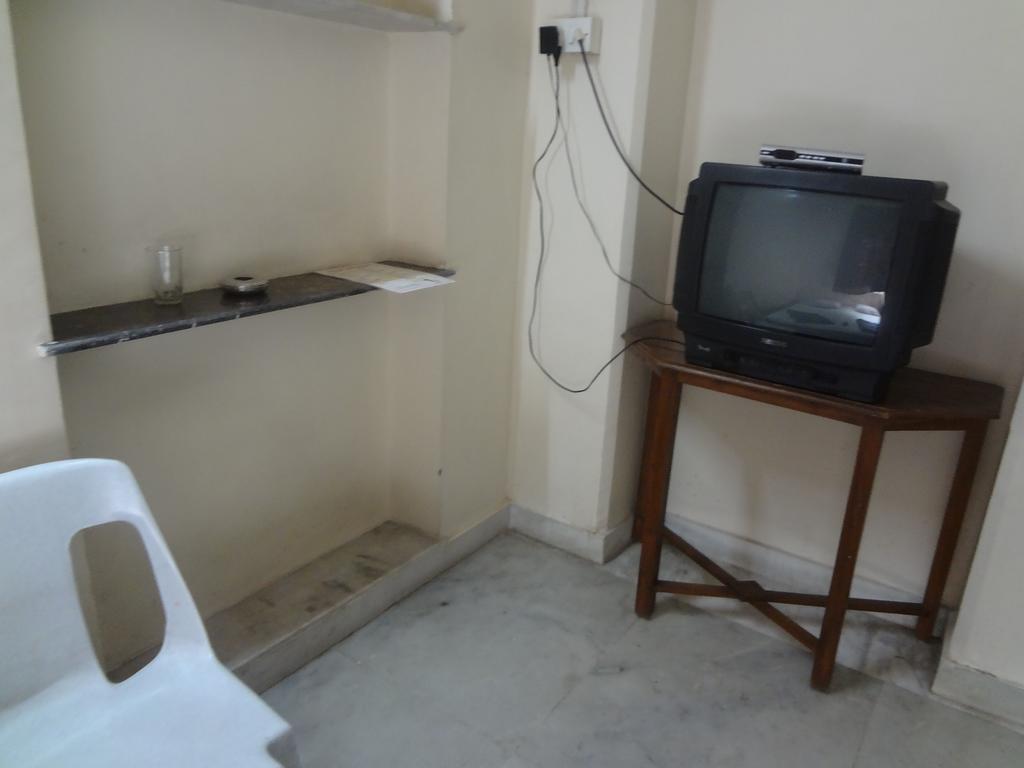 Hotel Rajmandir Púna Szoba fotó