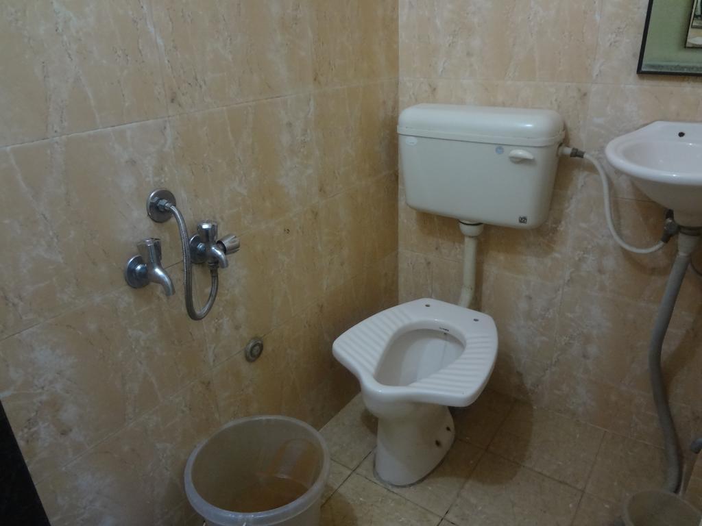 Hotel Rajmandir Púna Szoba fotó