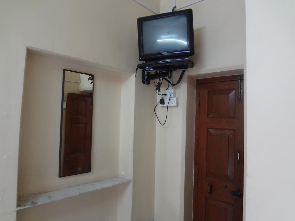 Hotel Rajmandir Púna Szoba fotó